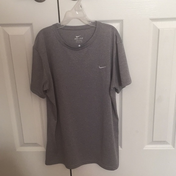 Nike Tops - t shirt Nike Tops - t shirt